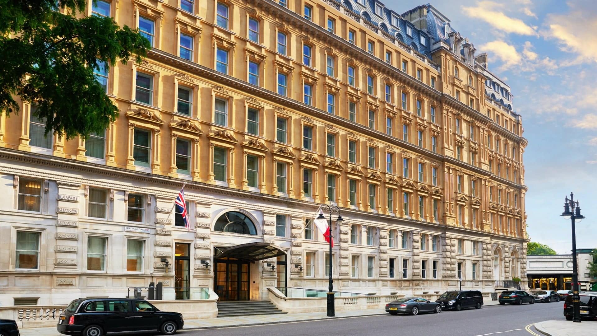 Corinthia London image