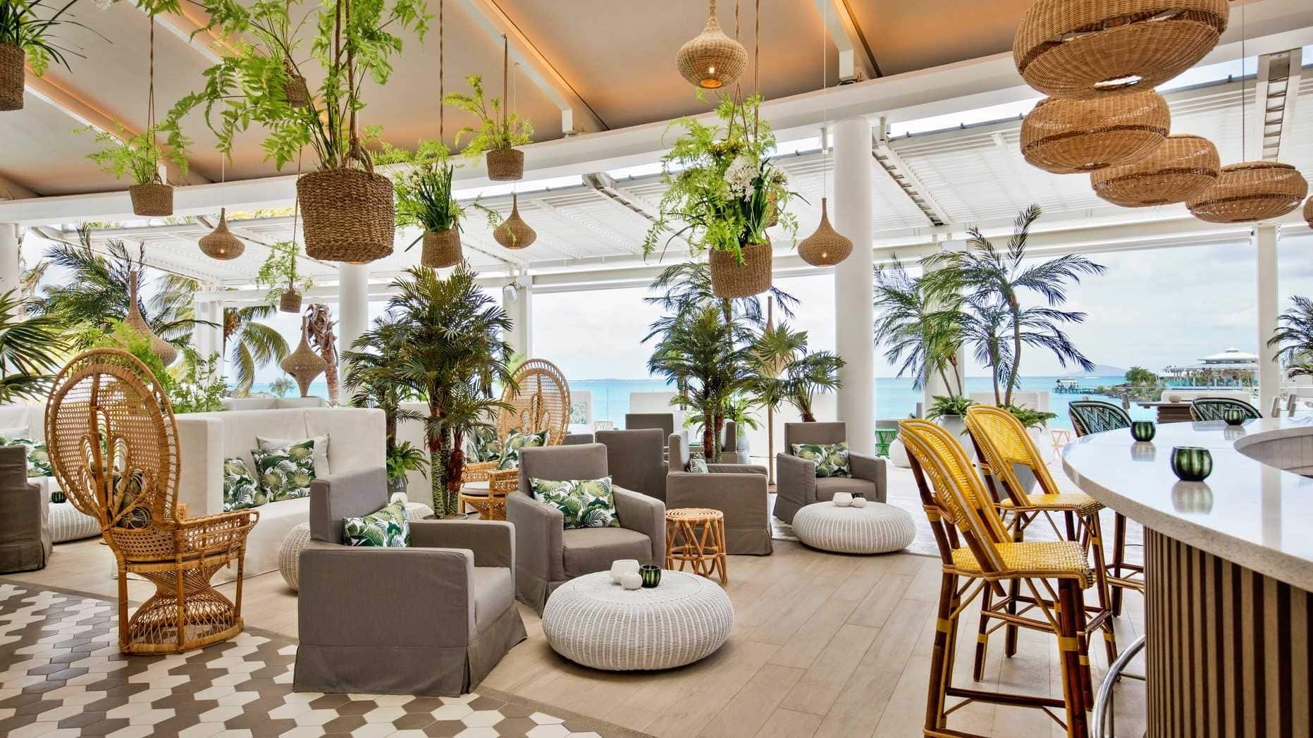 Hotel review Restaurants & Bars' - LUX* Grand Gaube - 9