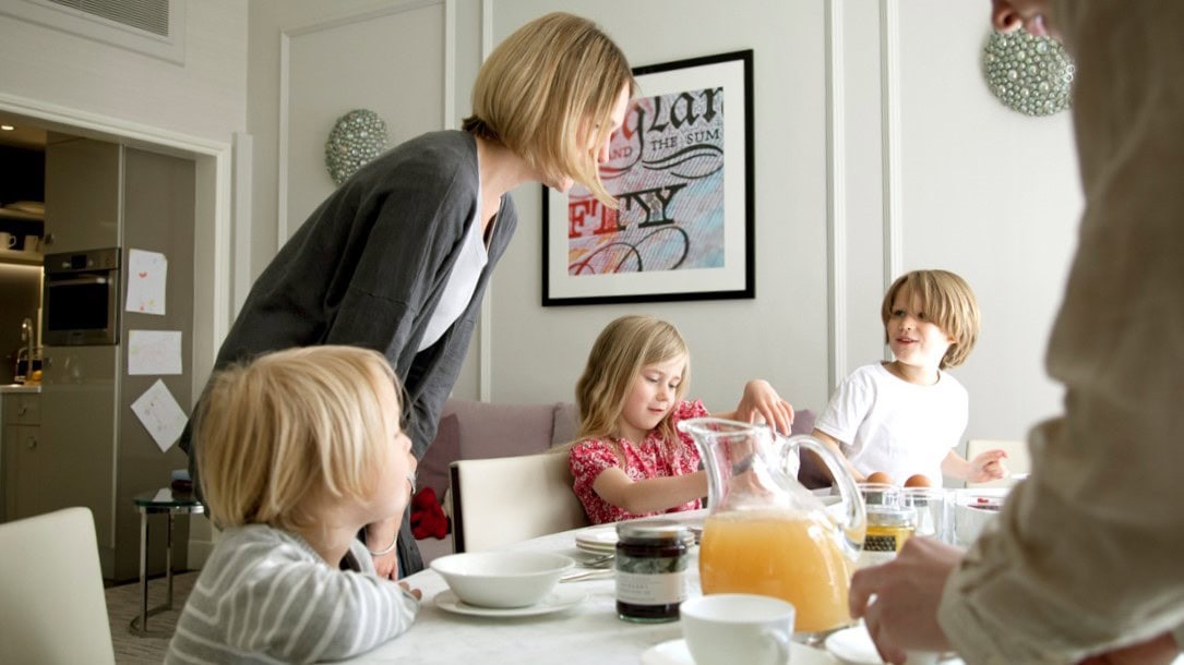 Hotel review Restaurants & Bars' - The Athenaeum Hotel & Residences  - 7