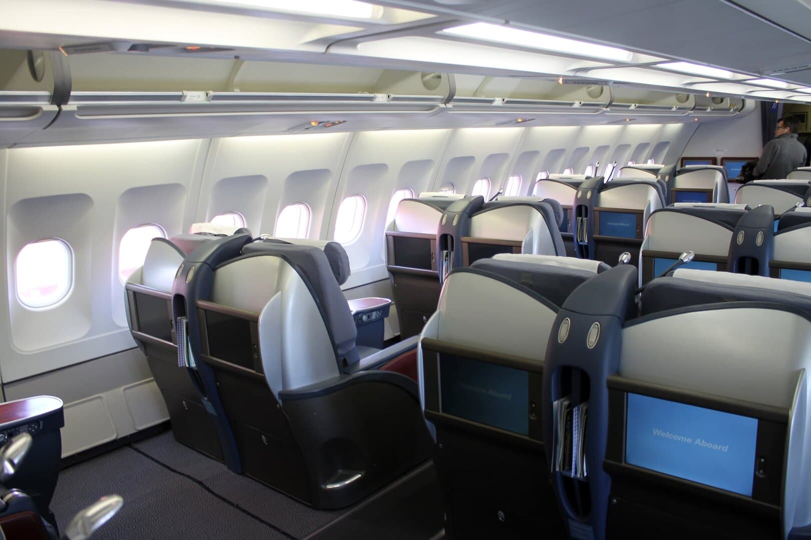 En test av SAS nya Airbus A340 - med fully flat-stolar i business class