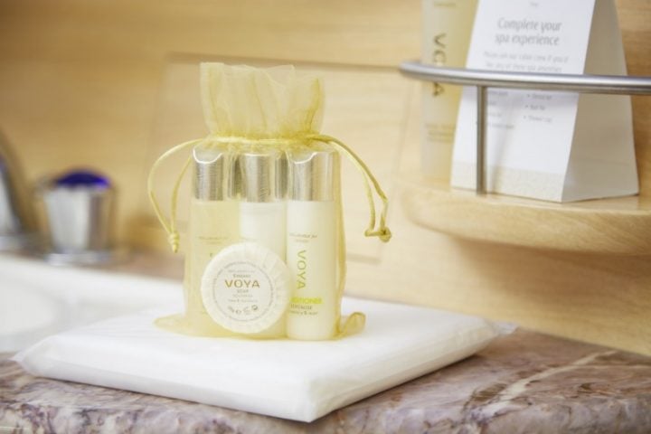 Airlines News - Emirates is resuming its iconic lounge and shower spa onboard the A380