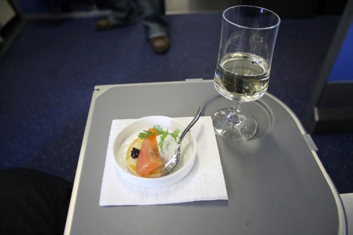 MD-11 sier takk og farvel - siste kommersielle flygning over Nederland med KLM - Europas største havn fra 300 meter - 1