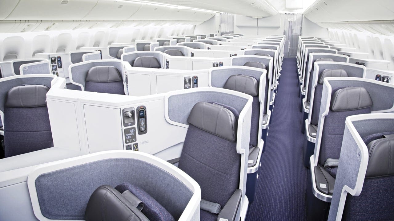 Airlines News - American Airlines introduces new premium amenity kits