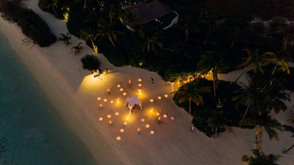 The Best Couples & Honeymoon Resorts in Maldives - Six Senses Laamu - 5