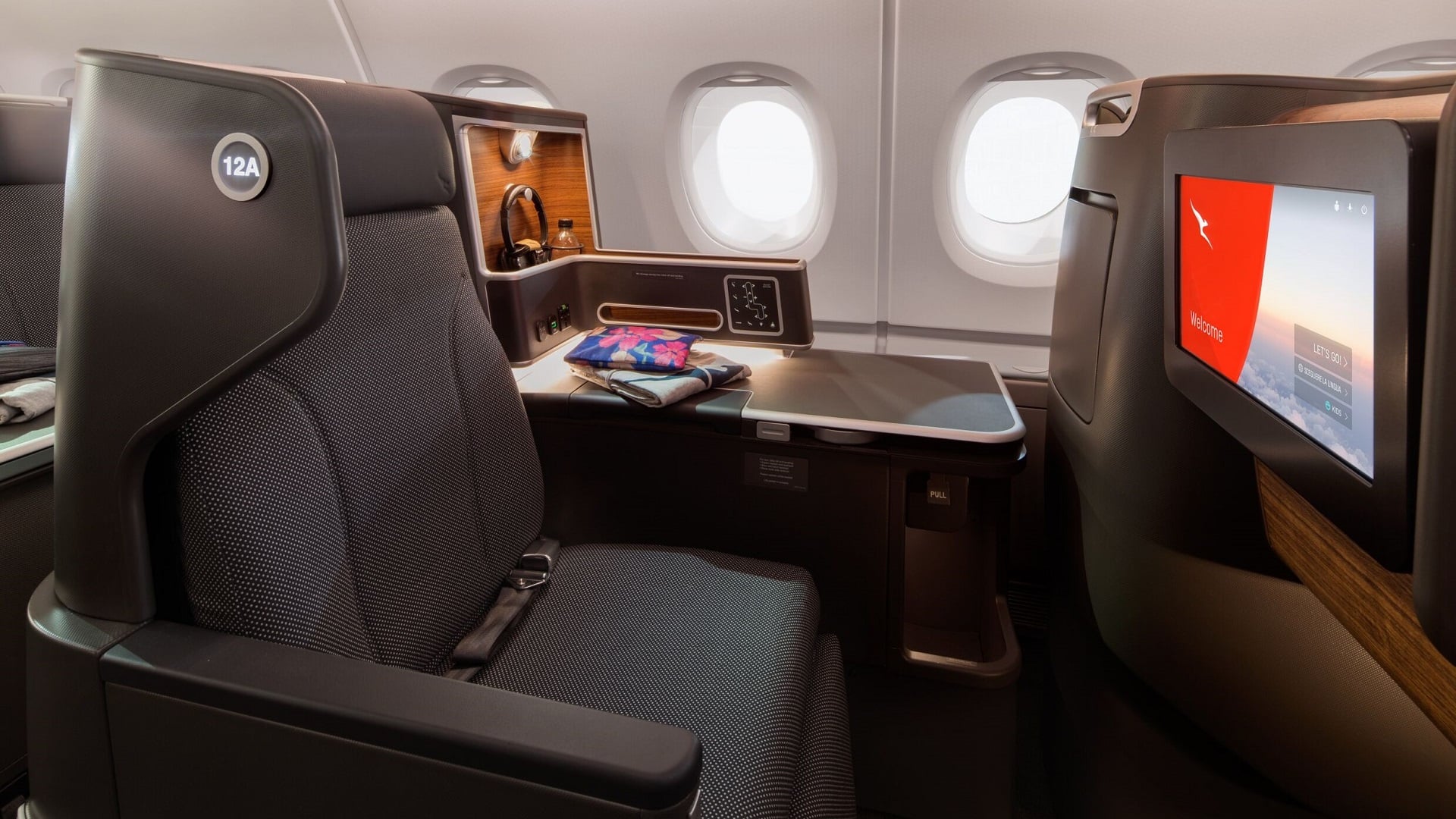 Airline review Cabin & Seat - Qantas - 0