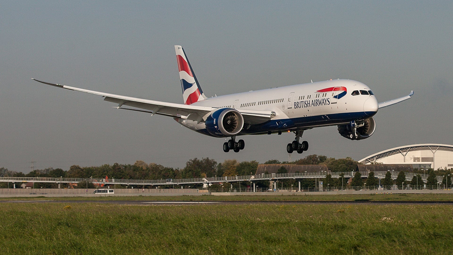 Airlines News - BA returns to mainland China