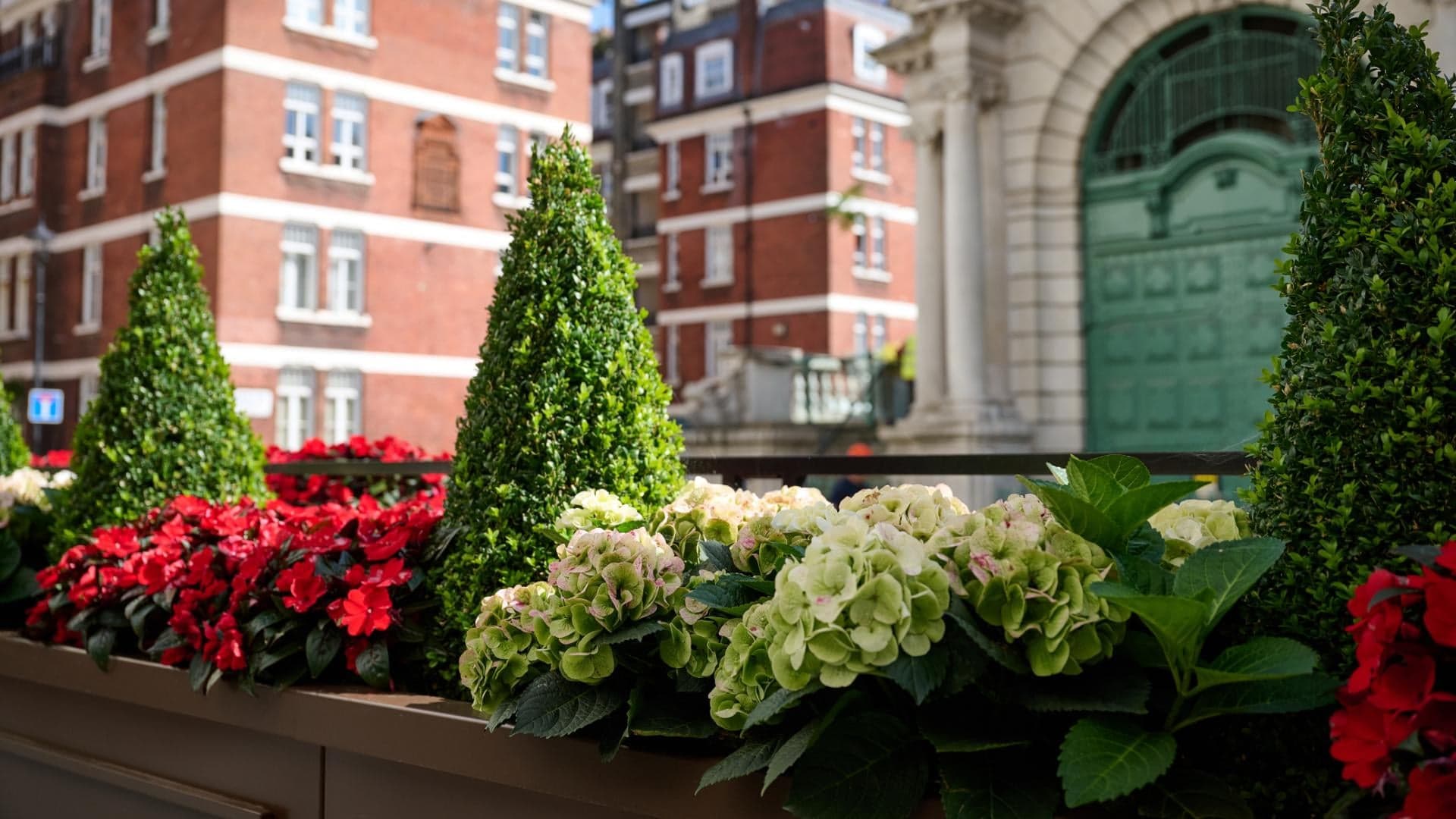 Hotel review Location' - The Beaumont Hotel - 1