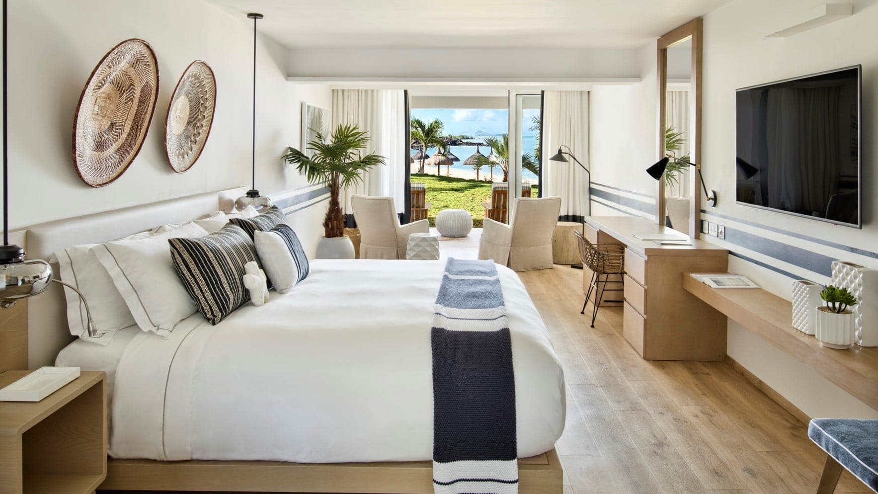 Hotel review Accommodation' - LUX* Grand Gaube - 2