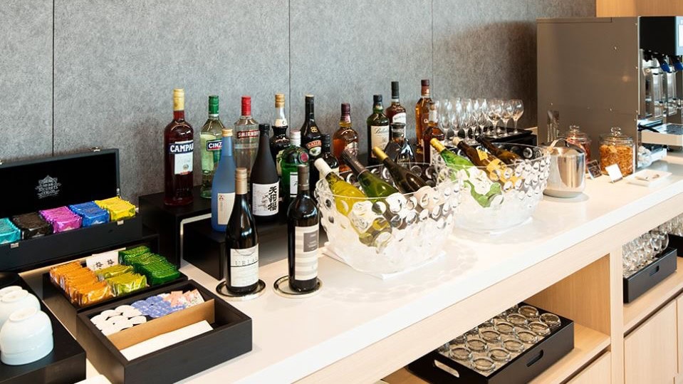 Airline review Airport experience - Japan Airlines - 4