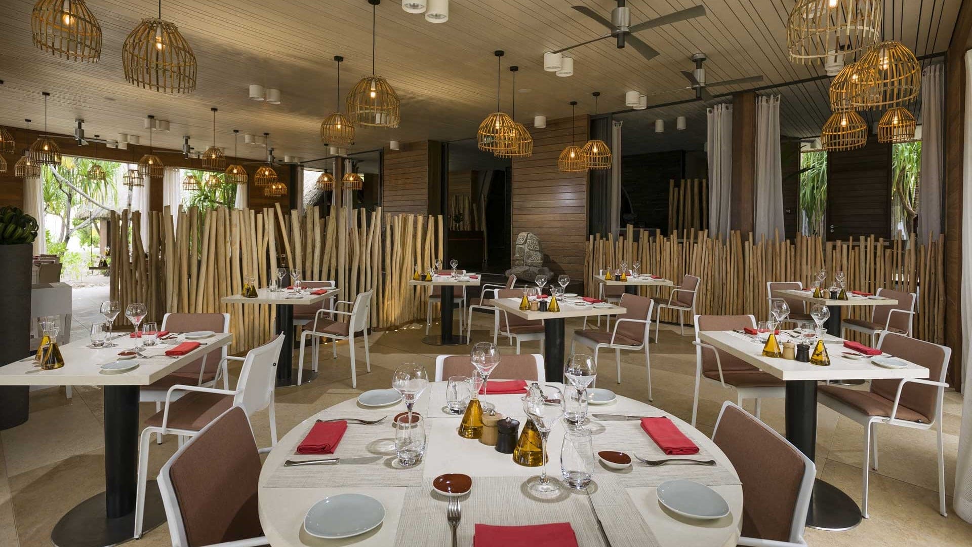 Hotel review Restaurants & Bars' - The Brando - 1