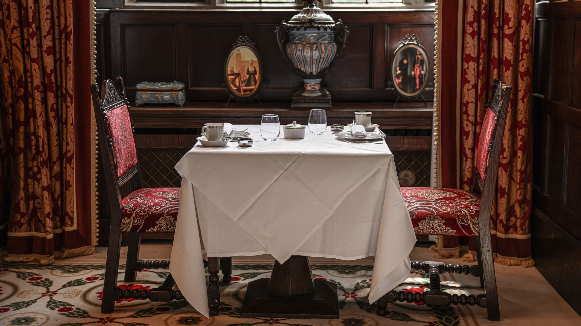 Hotel review Restaurants & Bars' - Thornbury Castle - 3