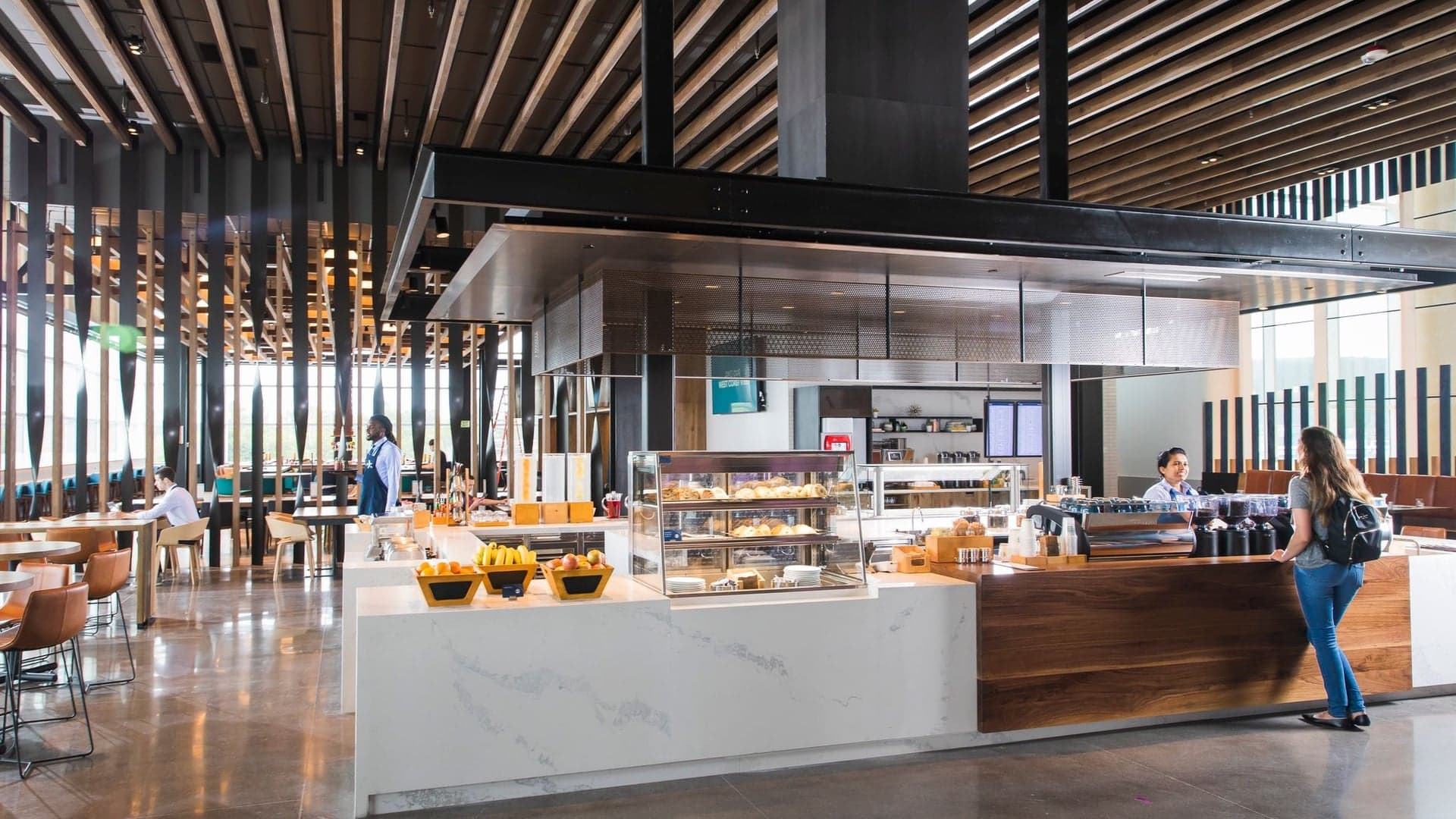 Airline review Airport experience - Alaska Airlines - 4