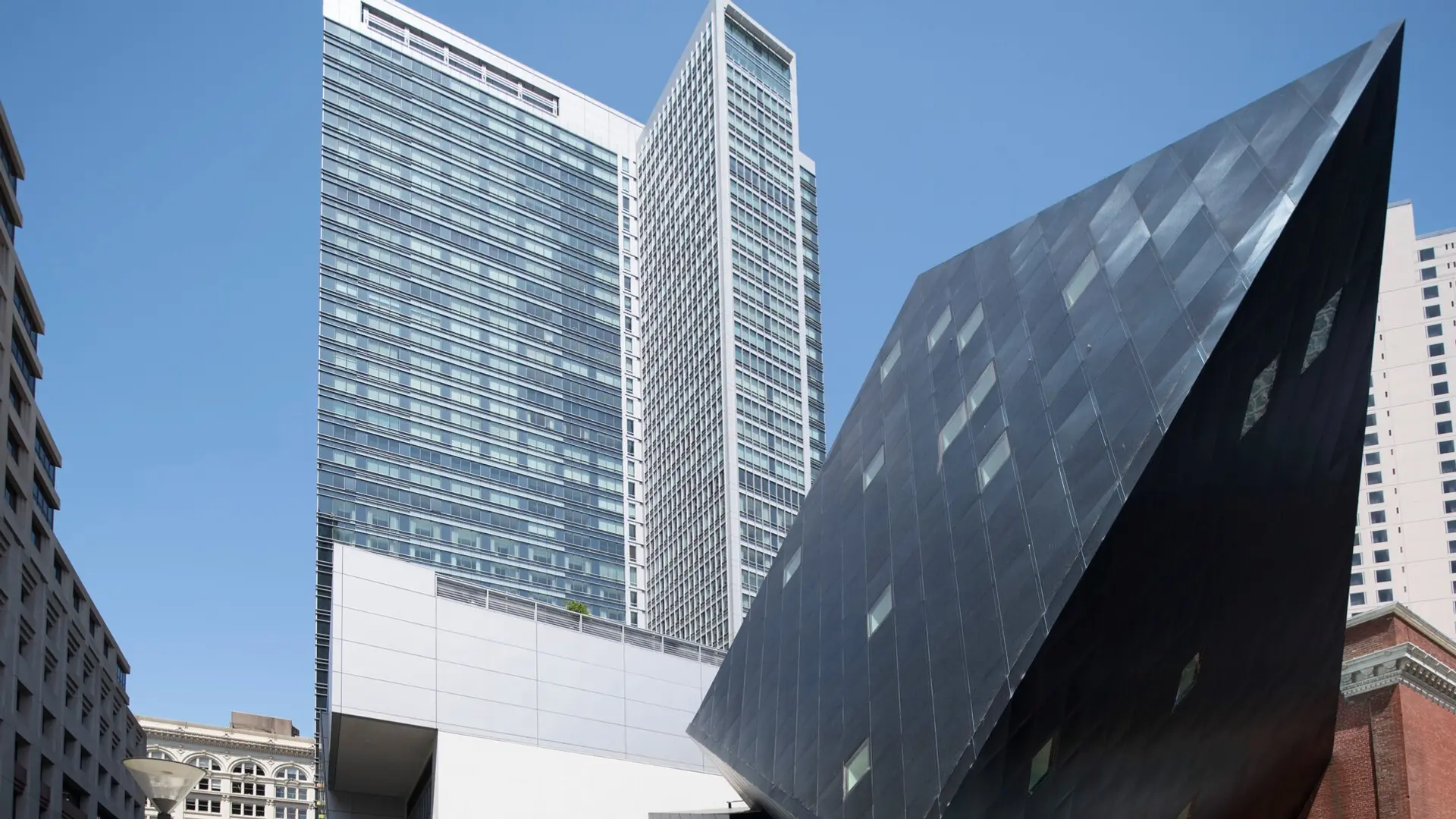 Hotel review Location' - Four Seasons Hotel San Francisco - 4