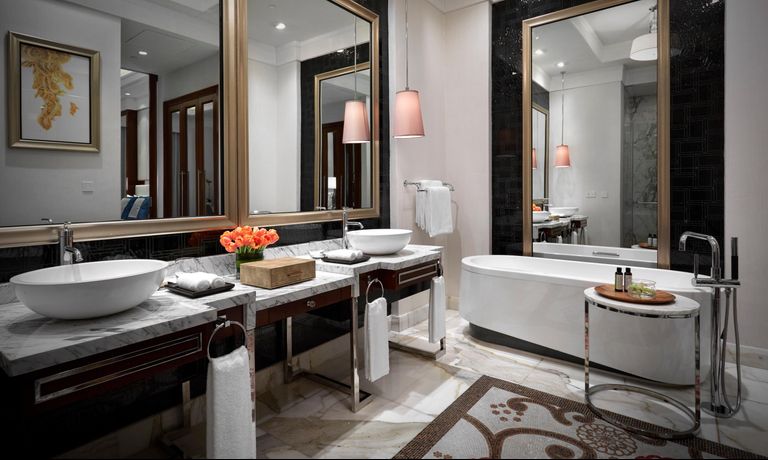 Verified hotel review - Solaire Resort & Casino - 14