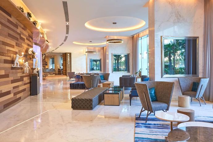 Media One Hotel - 10