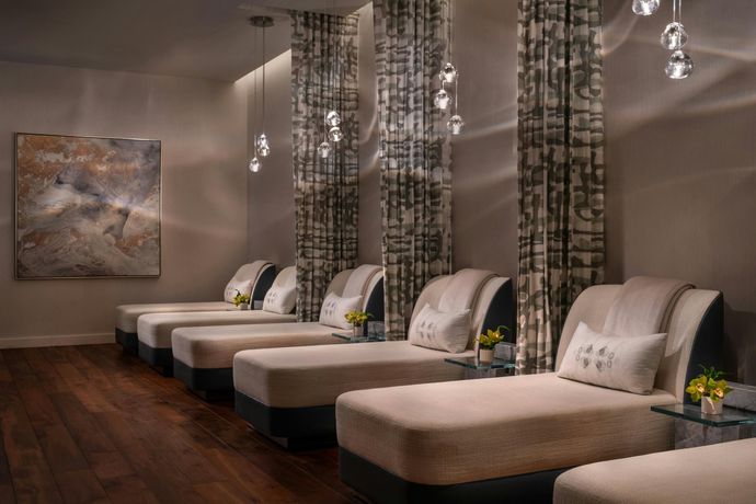 Verified hotel review - The Ritz-Carlton Residences Waikiki Beach Hotel - 3