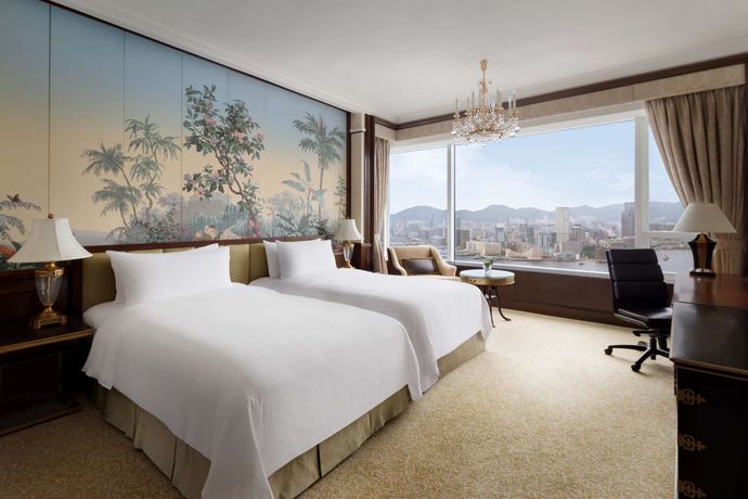 Verified hotel review - Island Shangri-La Hong Kong - 29