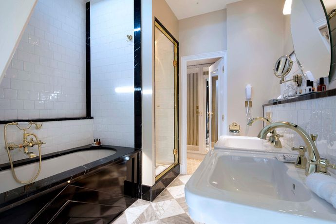 Verified hotel review - Relais Christine - 40