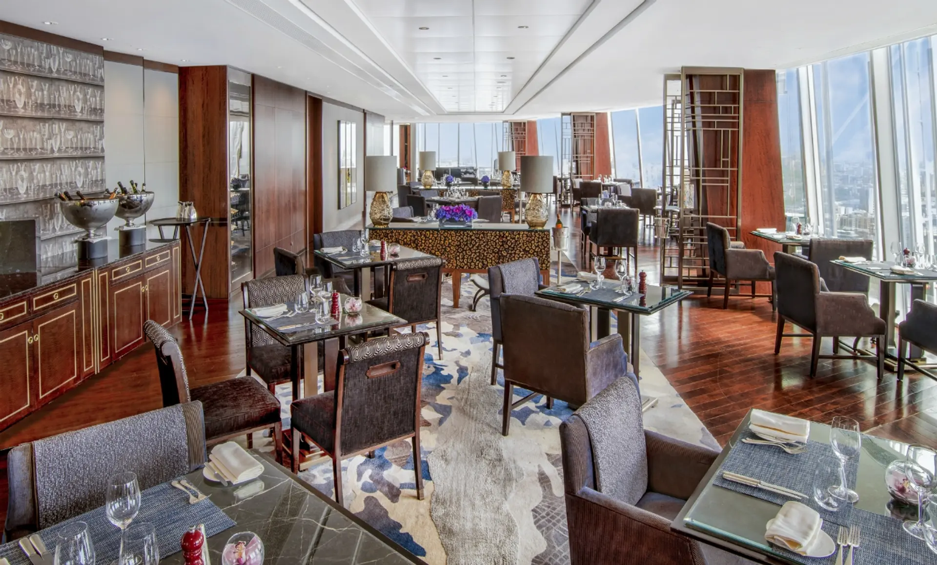 Hotel review Restaurants & Bars' - Shangri-La Hotel at The Shard, London - 2