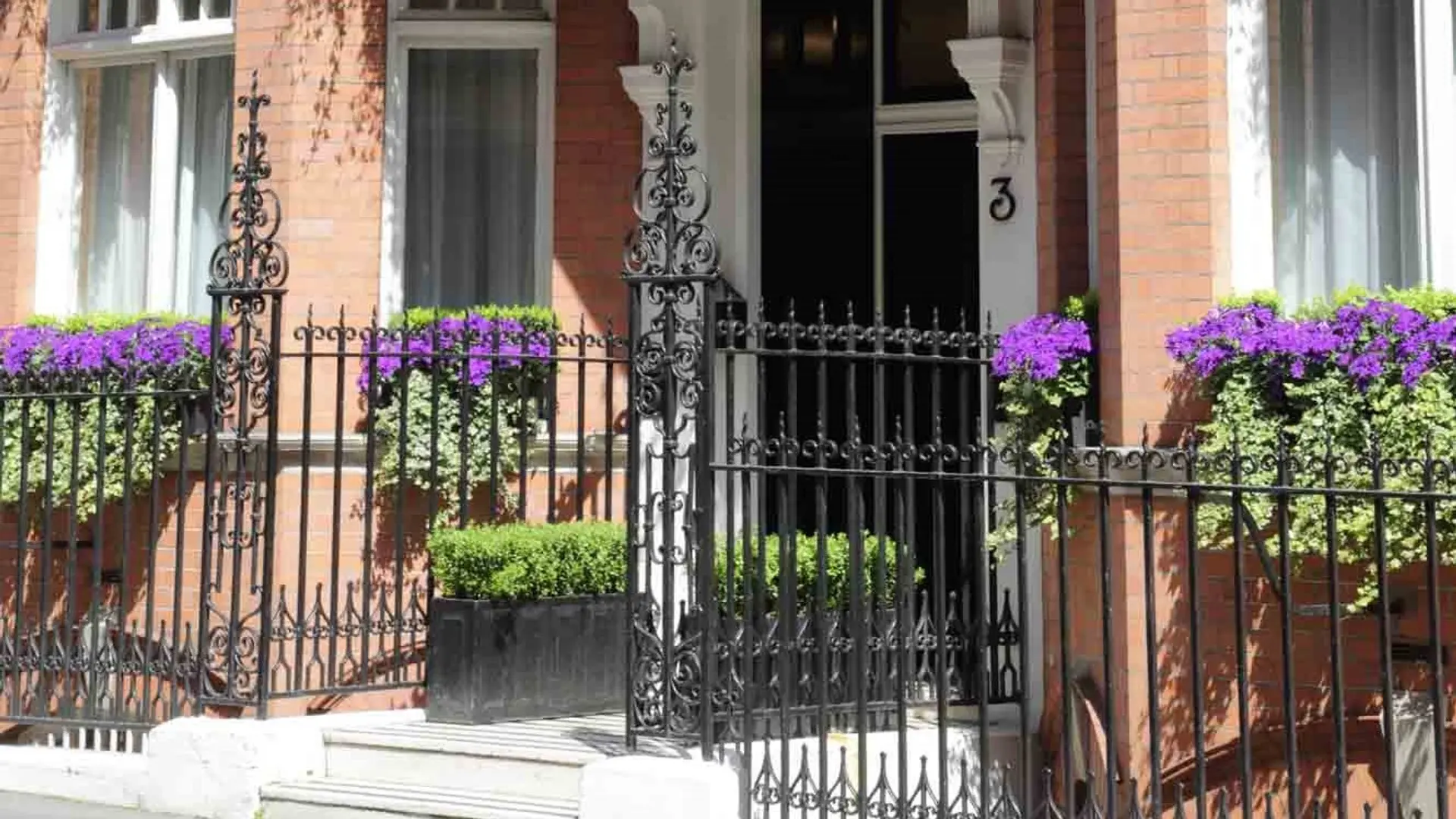 Hotel review Accommodation' - The Athenaeum Hotel & Residences  - 4