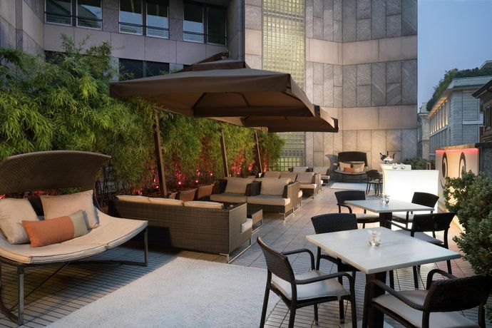 Verified hotel review - Sina The Gray - 5