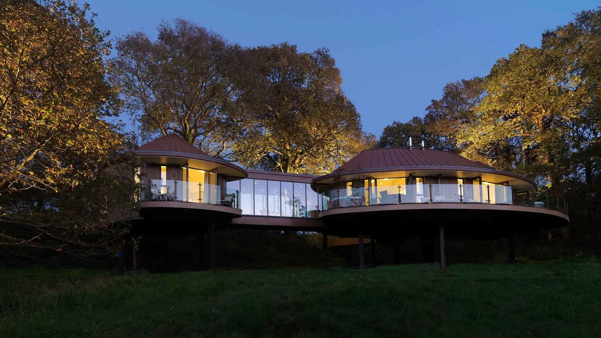 Hotel review Location' - Chewton Glen Hotel - 5