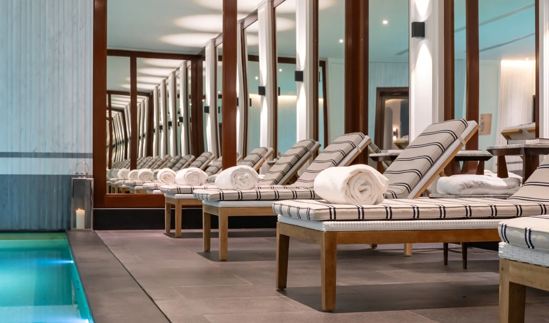 Review of J.K. Place Paris