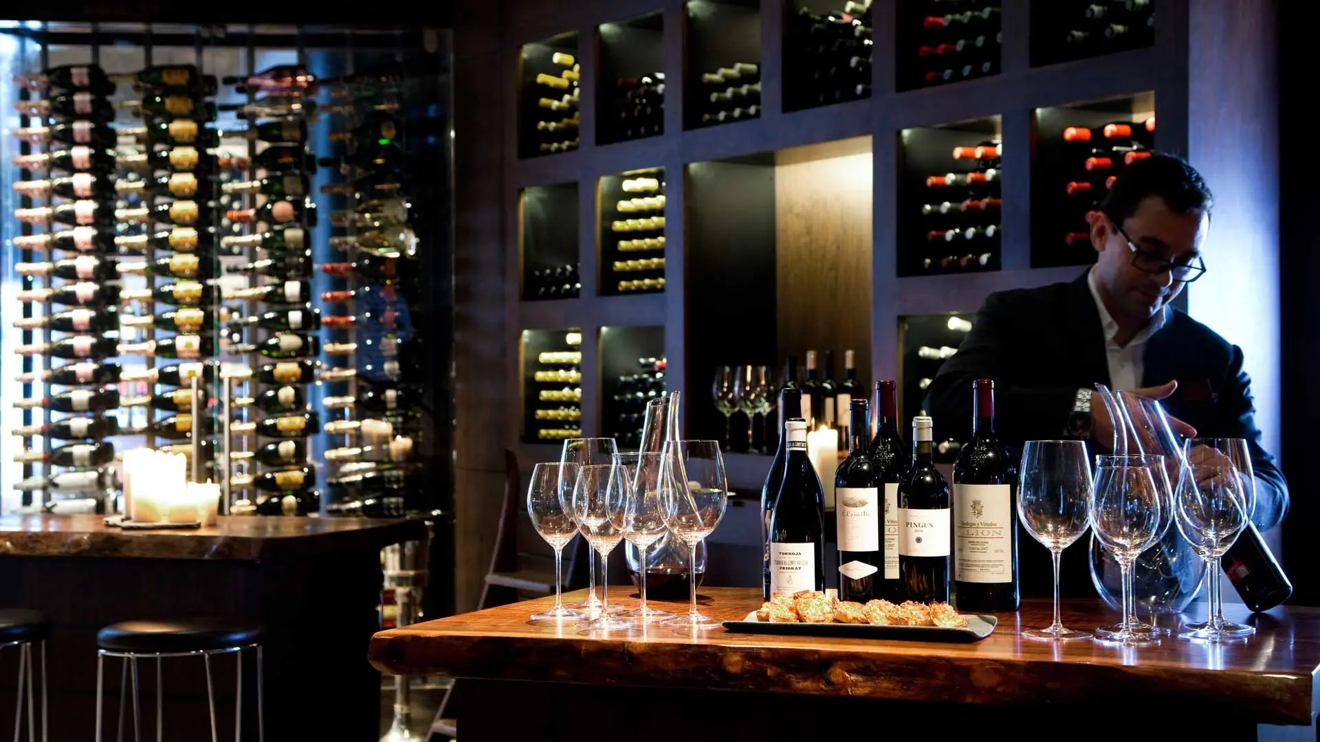 Hotel review Restaurants & Bars' - Rosewood Abu Dhabi - 5