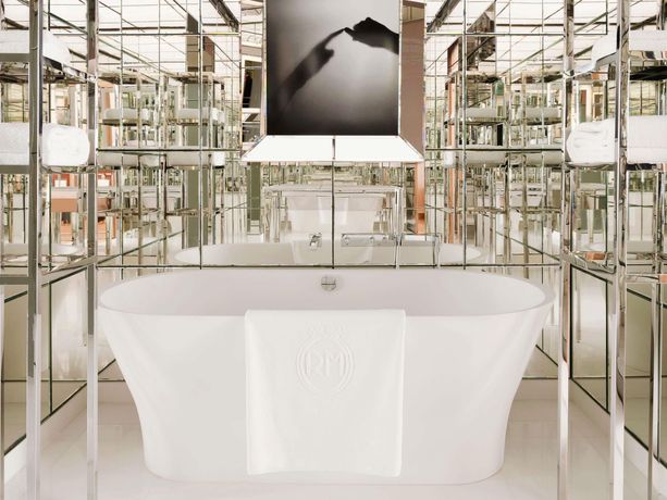 Verified hotel review - Hôtel Le Royal Monceau Raffles Paris - 38