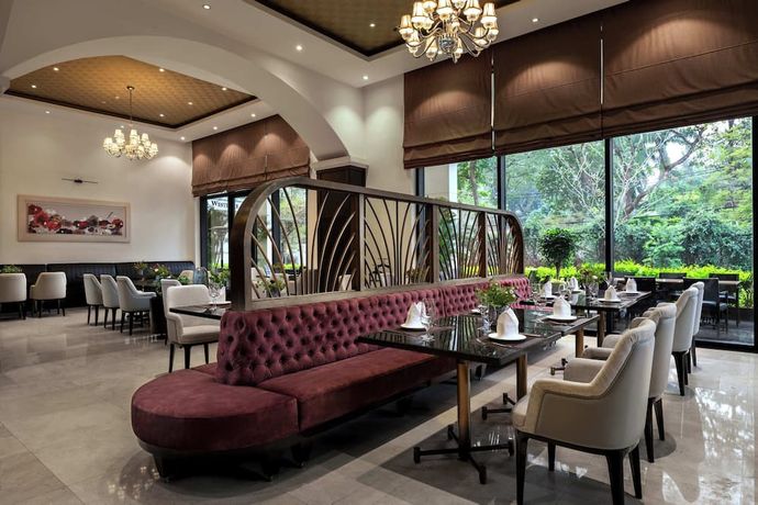 Verified hotel review - Elegant Suites Westlake - 1