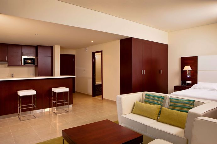 Hilton Dubai The Walk - 49