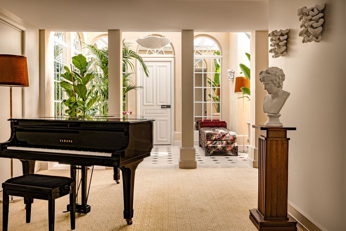 Verified hotel review - Saint James Paris - 9