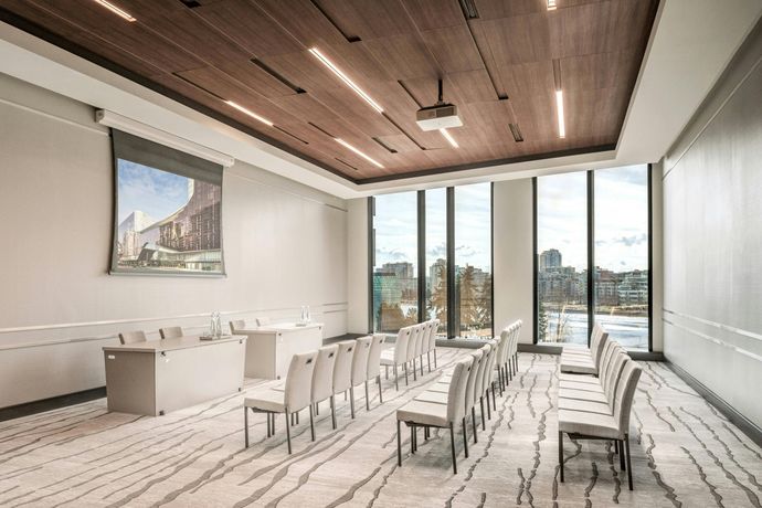 Verified hotel review - the DOUGLAS Autograph Collection - 32