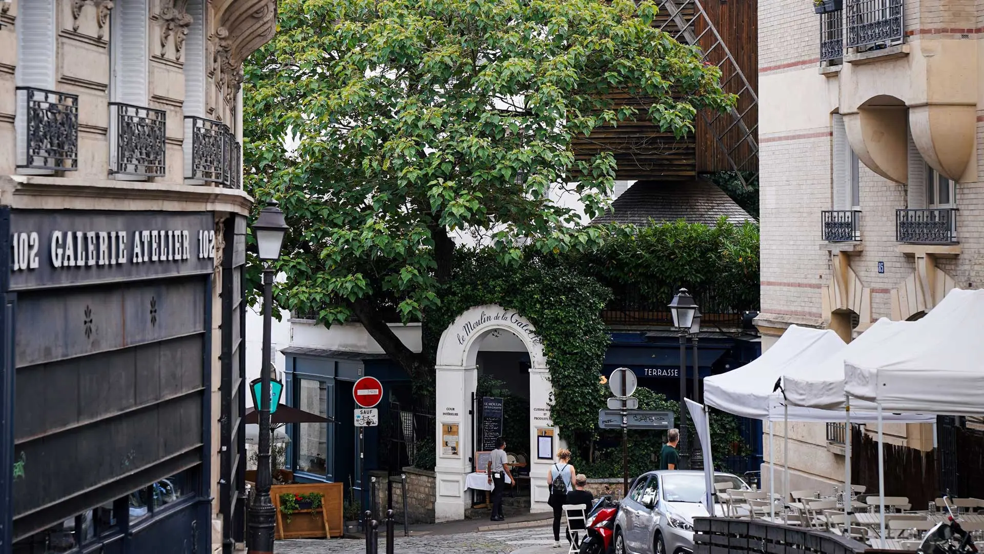 Hotel review Location' - Le Meurice - 3