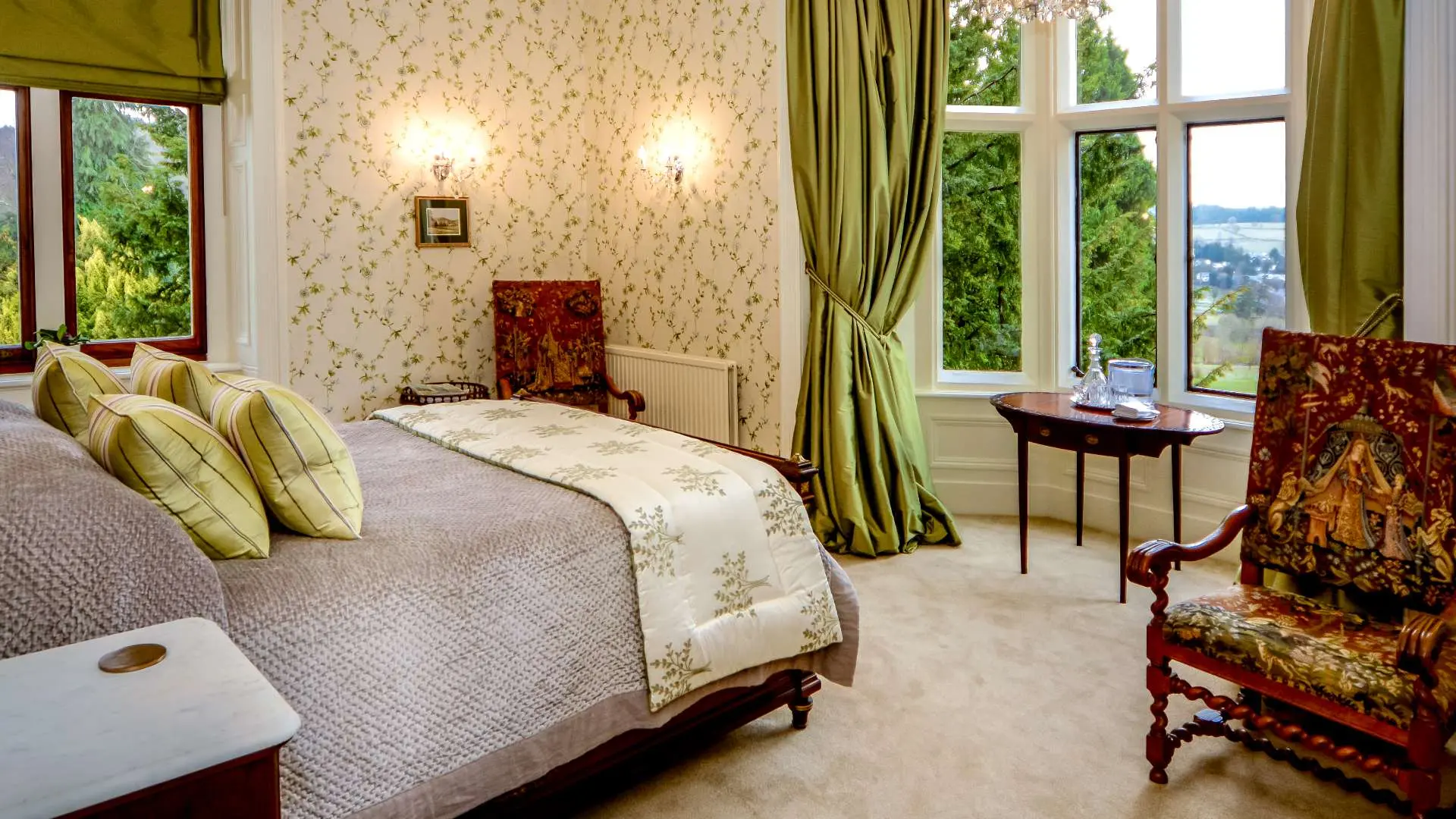 Hotel review Accommodation' - Palé Hall Hotel & Restaurant - 7