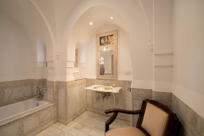 Verified hotel review - Les Deux Tours - 15