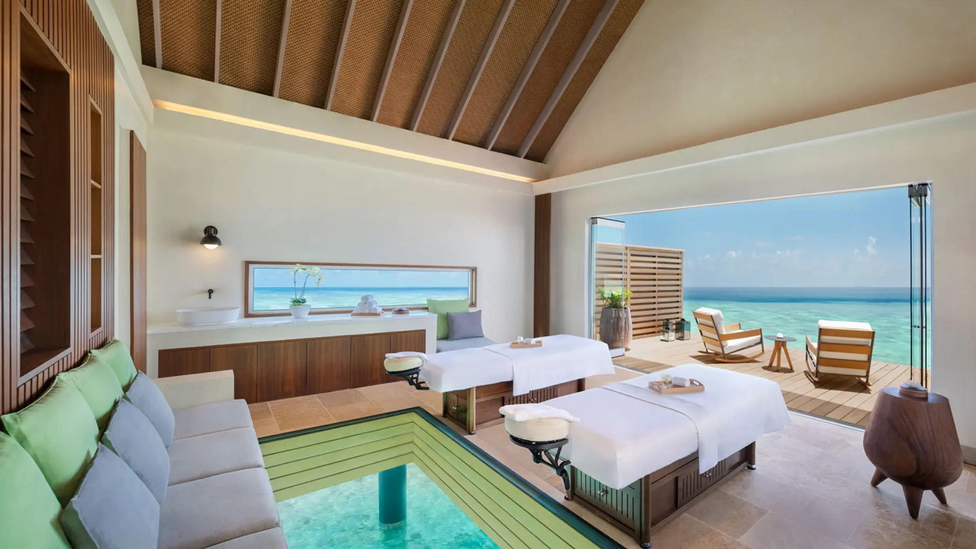 Hotel review Service & Facilities' - Waldorf Astoria Maldives Ithaafushi - 14