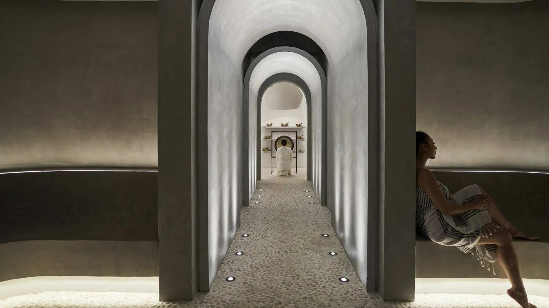 Hotel review Service & Facilities' - LUX* Grand Baie Resort & Residences - 9