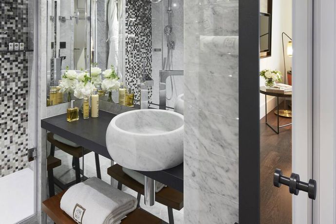 Verified hotel review - Hotel Montalembert - 10