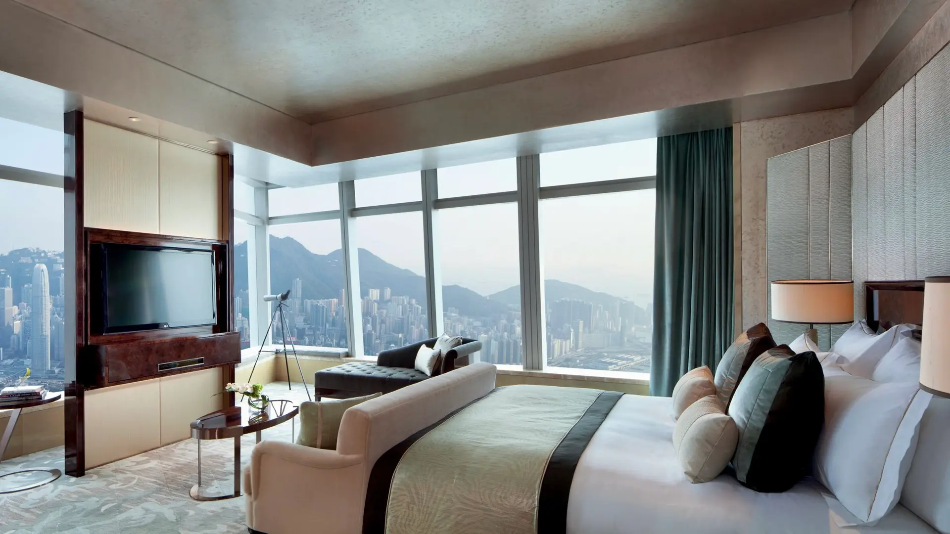 Hotel review Accommodation' - The Ritz-Carlton Hong Kong - 2