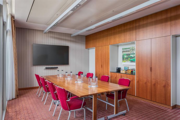 Verified hotel review - Hilton Frankfurt Airport - 27