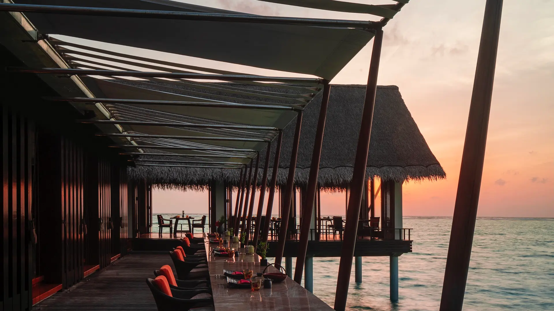 Hotel review Restaurants & Bars' - One&Only Reethi Rah - 6