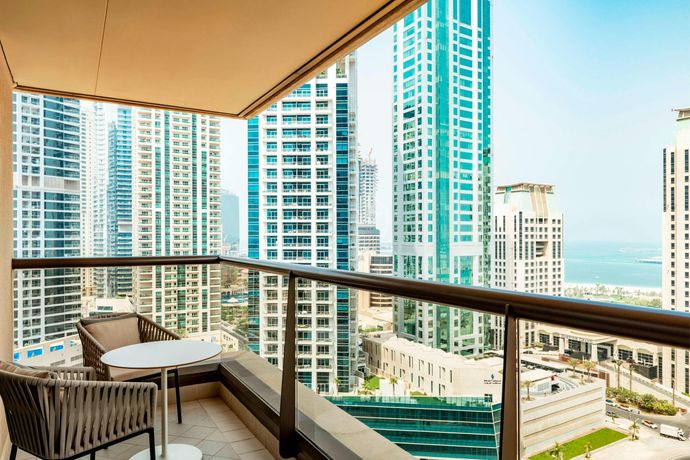 Grosvenor House Hotel and Apartments - 2