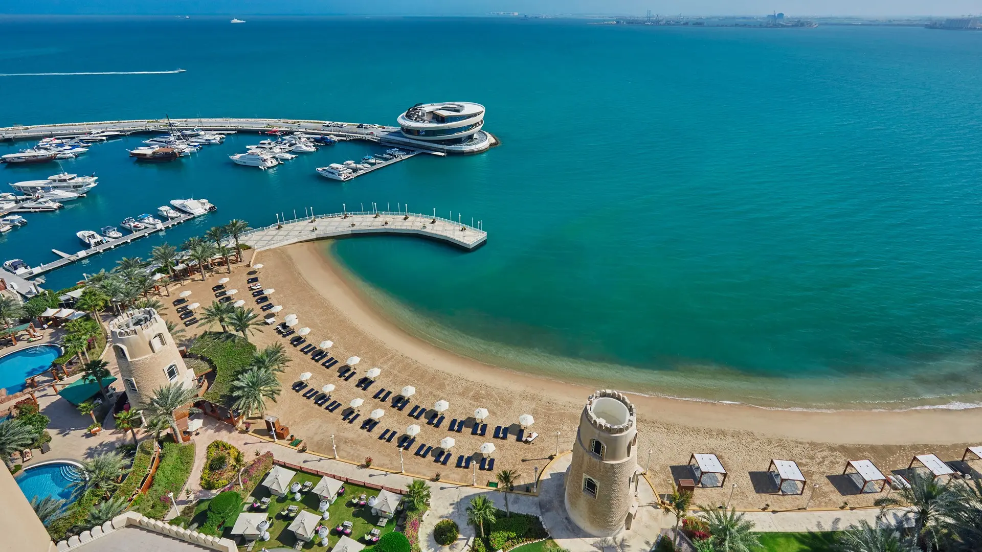 Hotel review Location' - Four Seasons Hotel Doha - 0