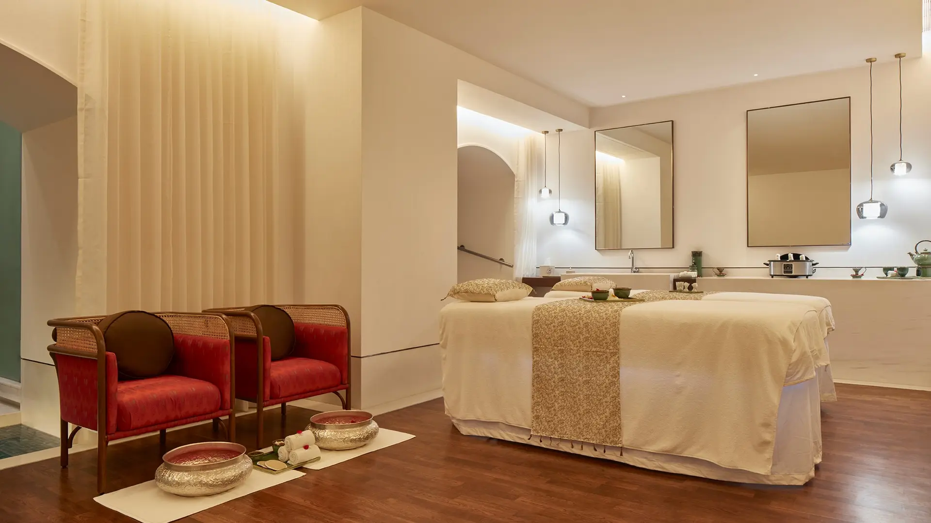 Hotel review Service & Facilities' - The Taj Mahal Palace - 2