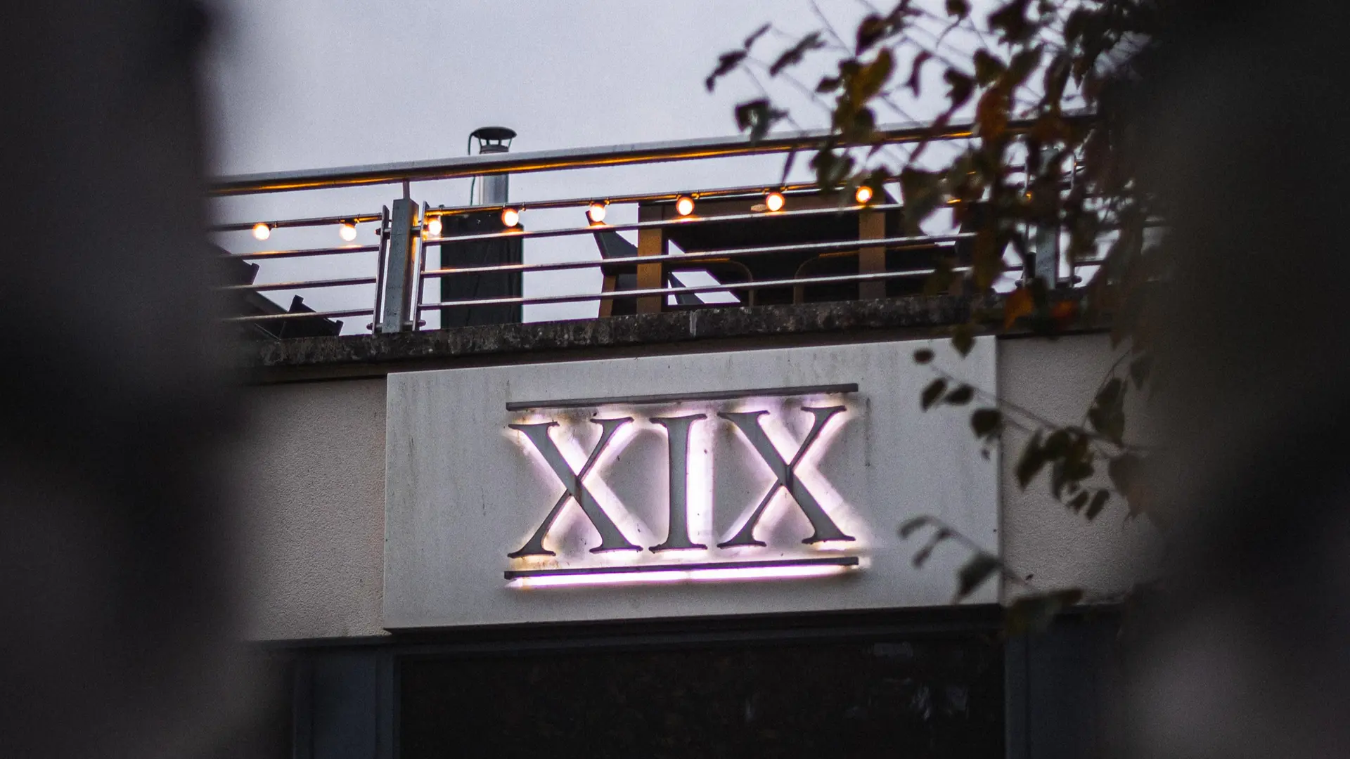 Hotel review Restaurants & Bars' - Foxhills Club & Resort - 0