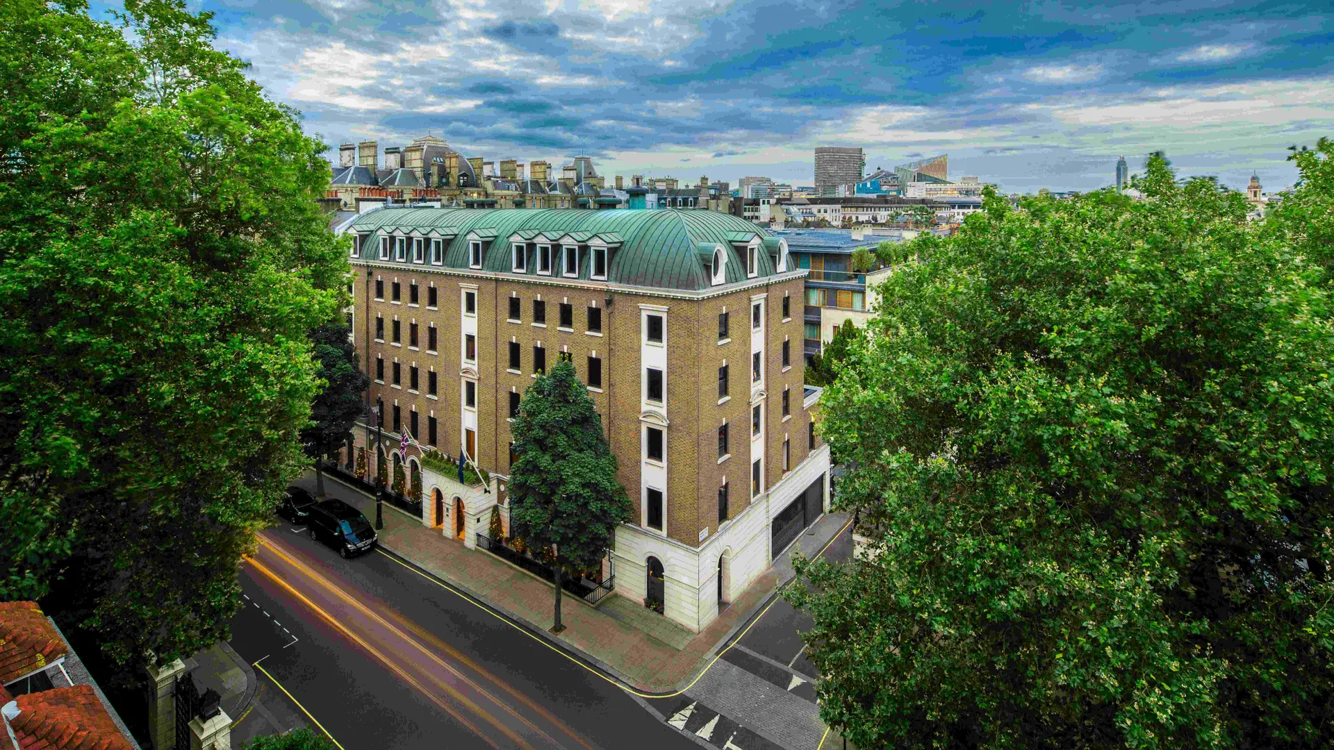 Hotel review Location' - COMO The Halkin - 4