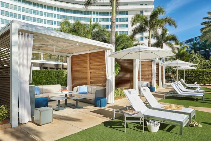 Fontainebleau Miami Beach - 17