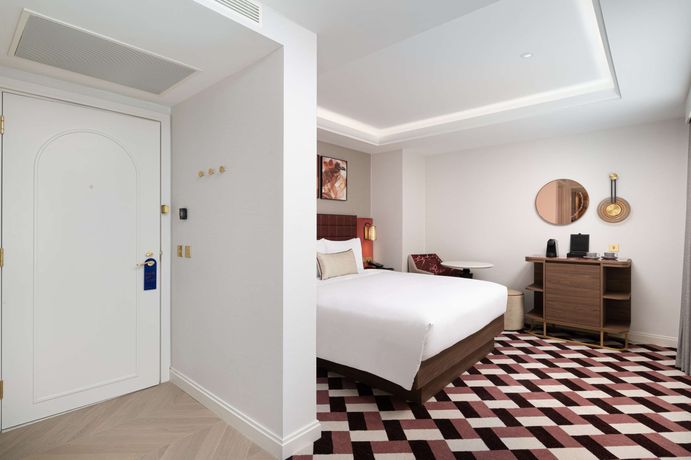Verified hotel review - Lost Property St Paul's London - Curio Collection by Hilton - 30