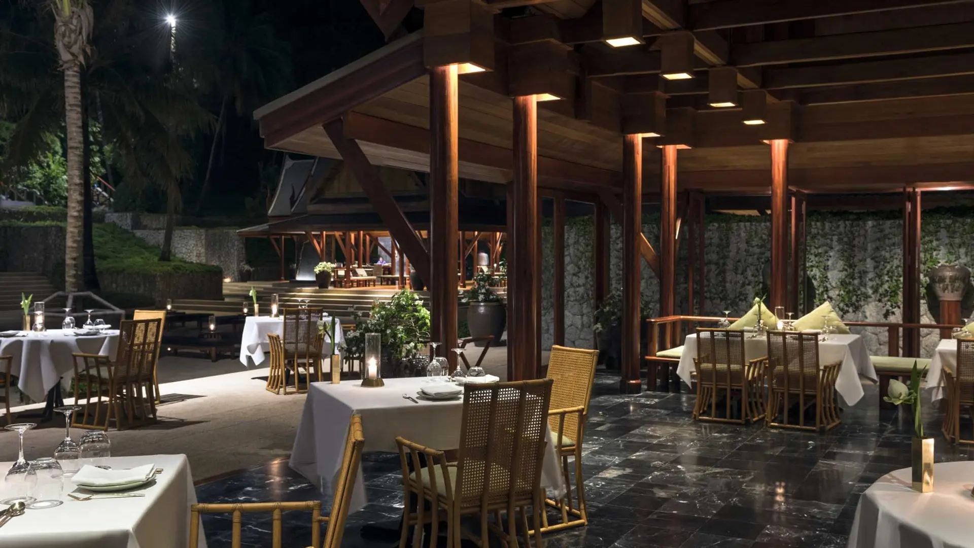 Hotel review Restaurants & Bars' - Amanpuri - 1